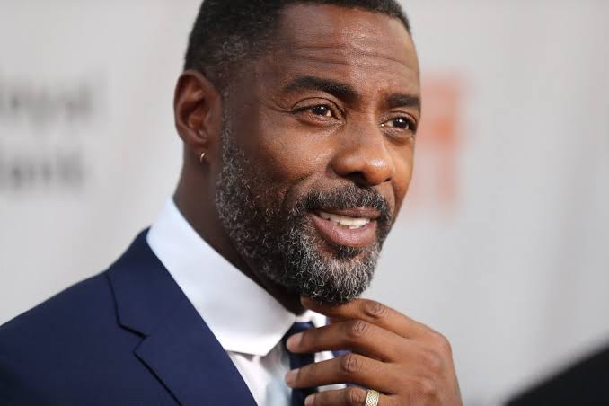 Idris Elba testa positivo para Coronavírus