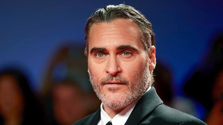 Conheça o Batman estrelado por Joaquin Phoenix que nunca aconteceu