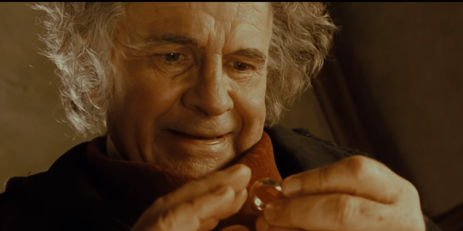 Morre Ian Holm, o Bilbo Bolseiro de O Senhor dos Anéis, aos 88 anos