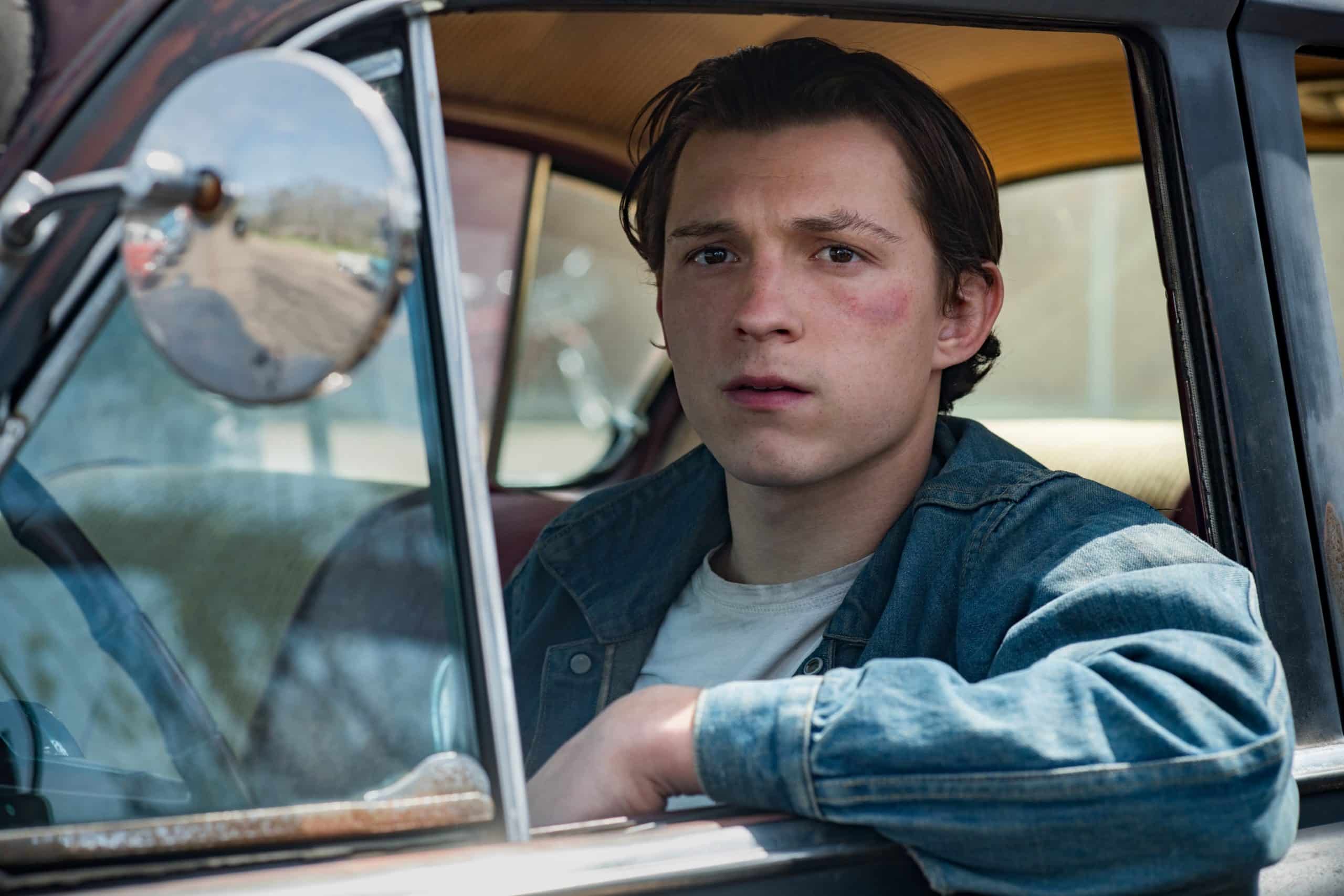 O Diabo de Cada Dia | Tom Holland e Robert Pattinson estrelam thriller da Netflix; veja o trailer