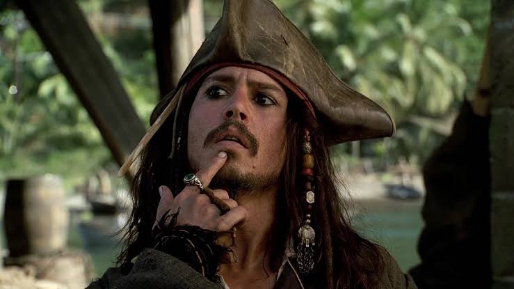 Disney está considerando trazer Johnny Depp de volta em Piratas do Caribe; confira