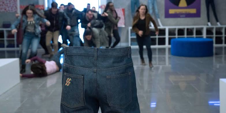 Slaxx | Filme de terror sobre  calça jeans assassina  conquista 100% de aprovação por críticos