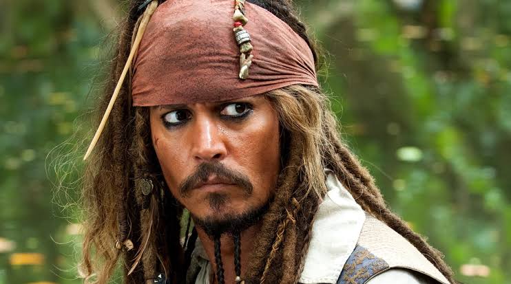 Diretor de Piratas do Caribe fala sobre o filme e sobre Johnny Depp; Confira