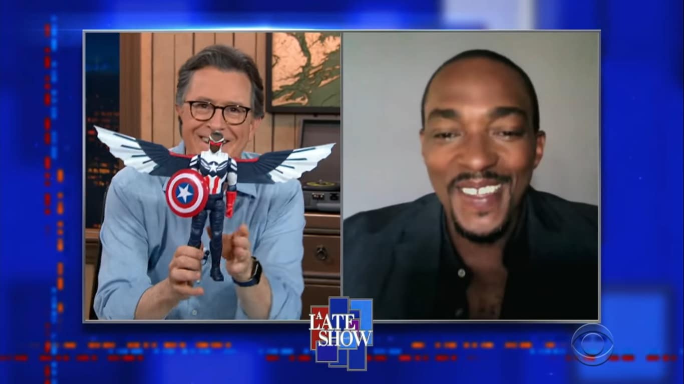 Falcão e o Soldado Invernal | Anthony Mackie se emociona com Action-Figure de seu personagem, veja o vídeo!