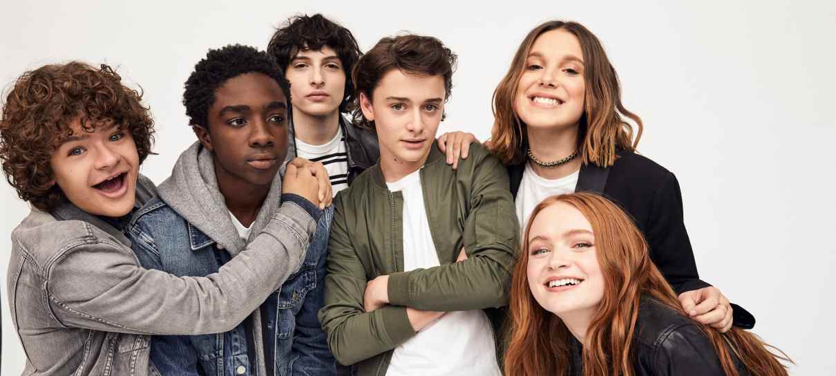 Netflix comemora 5 anos de Stranger Things com elenco