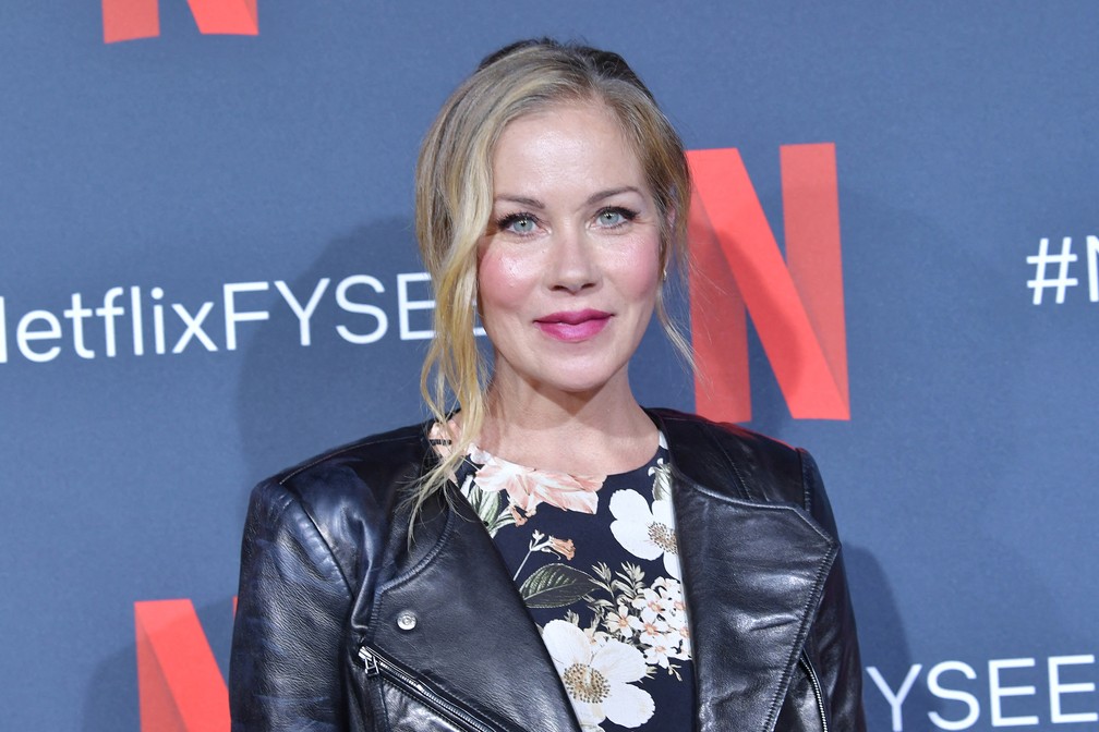 Christina Applegate, de “Disque Amiga para Matar”, revela diagnóstico de esclerose múltipla