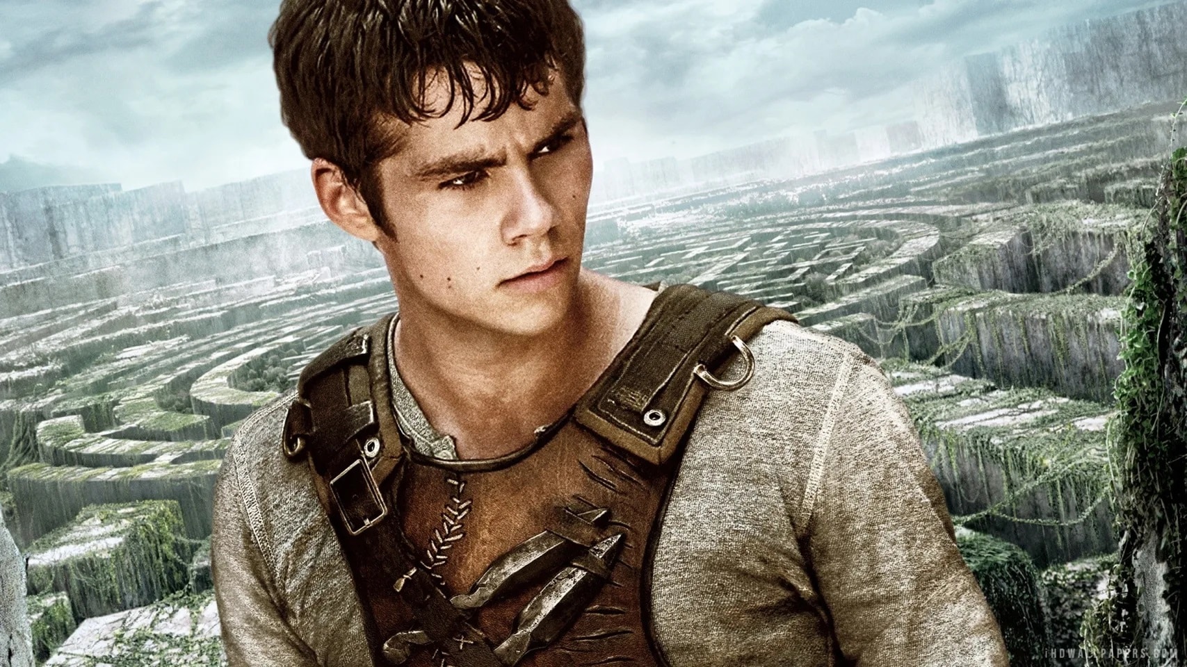 Not Okay | Dylan O’Brien, de “Maze Runner”, muda o visual para viver novo personagem