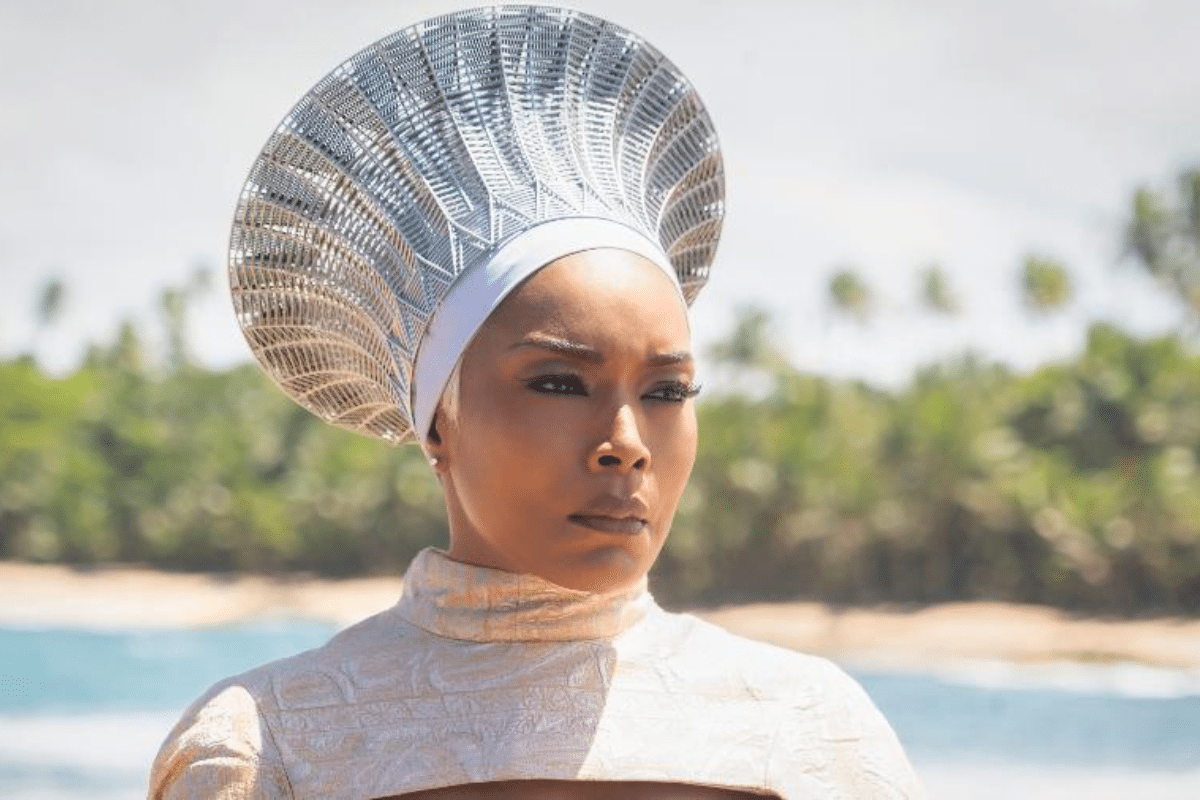 Angela Bassett | Primeira atriz da Marvel a ser indicada ao Oscar