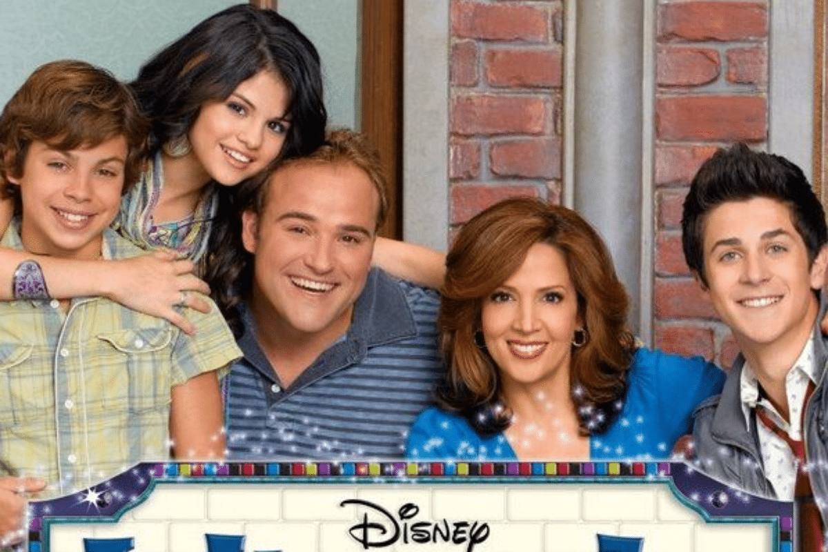 Os Feiticeiros de Waverly Place | Disney impediu que romance gay acontecesse na série