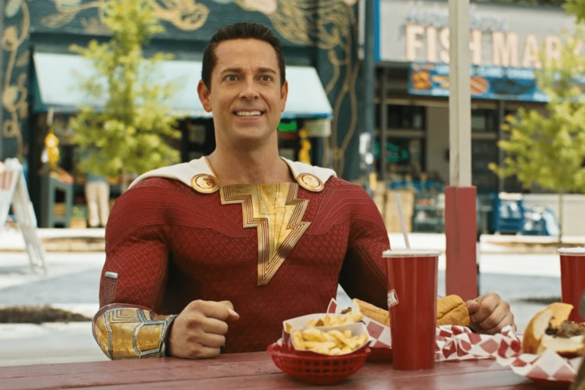 Crítica | Shazam: Fúria dos Deuses é um dos filmes mais cômicos do gênero. Não, não é um filme da Marvel