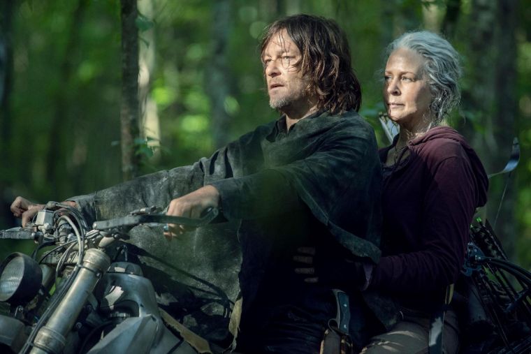 daryl norman reedus e carol melissa mcbride em the walking dead 1565286740259 v2 1920x1280 0bf99728