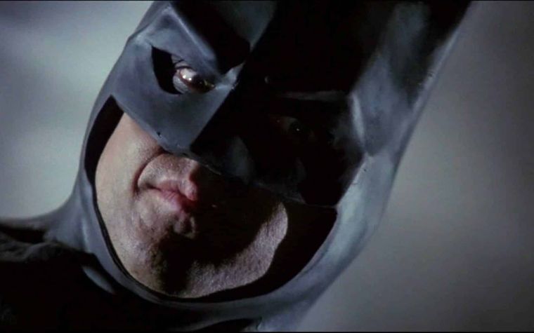 michael keaton batman 42904885