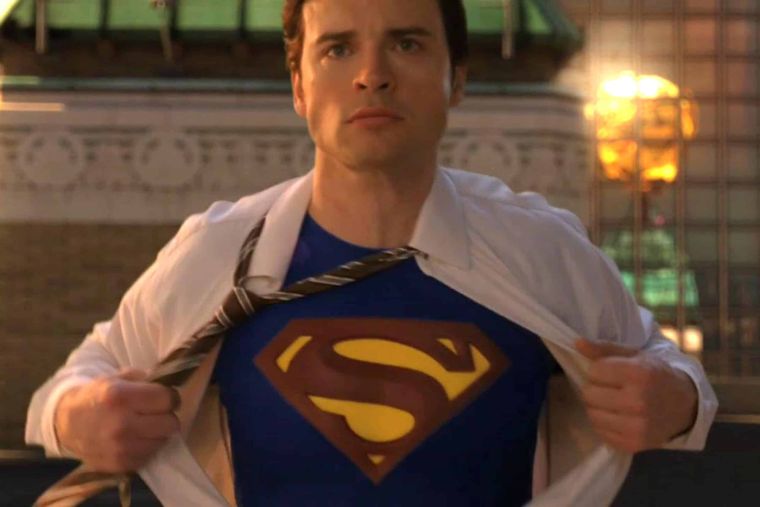 Tom Welling, astro de "Smallville", toparia atuar como Superman de novo