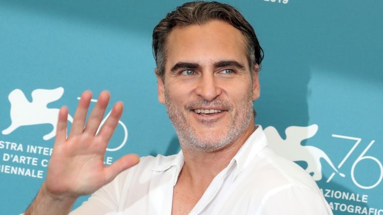 Joaquin Phoenix 5e2f02ae