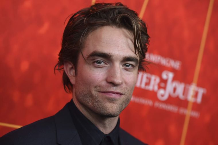 Robert Pattinson 862777f7