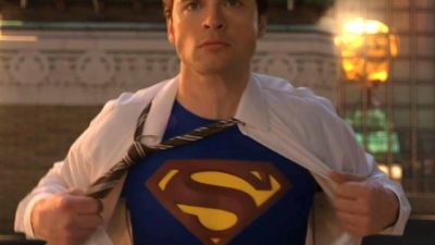 Tom Welling, astro de "Smallville", toparia atuar como Superman de novo