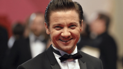 Jeremy Renner recebe alta do hospital