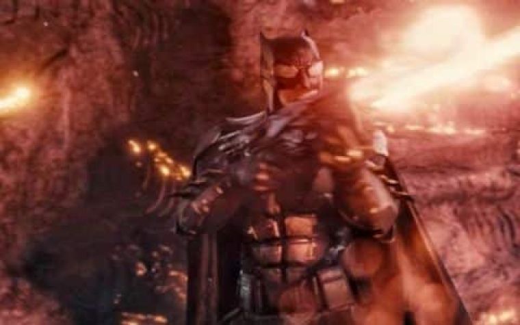 Batman Still Uses A Gun In Justice League Snyder Cut d3bc0c8f