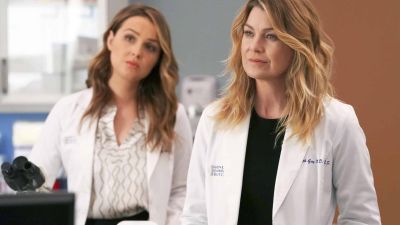 greys anatomy meredith 2a 1527175976 scaled 1 e596dea3